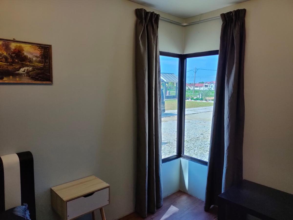 Aleesa Roomstay 파시르푸테 외부 사진