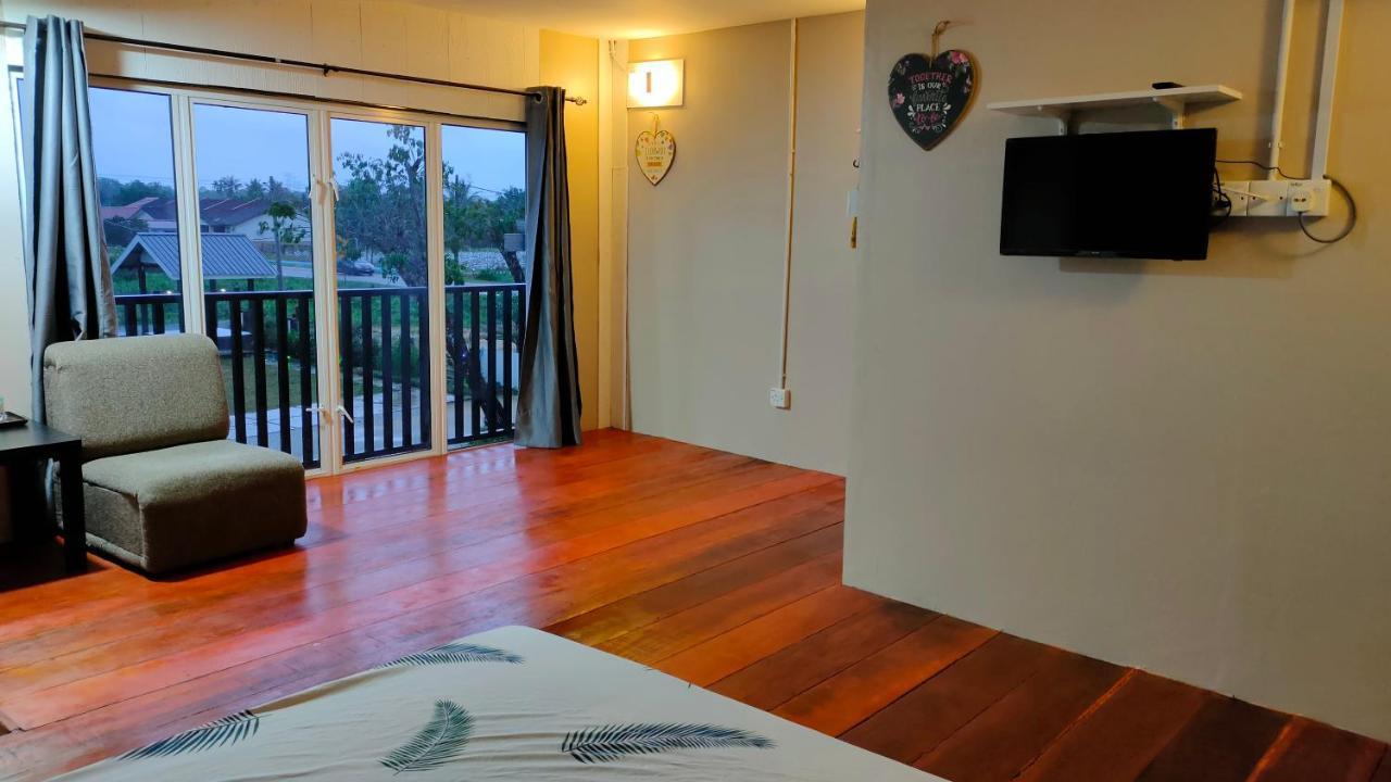 Aleesa Roomstay 파시르푸테 외부 사진