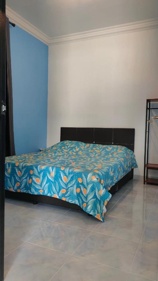 Aleesa Roomstay 파시르푸테 외부 사진